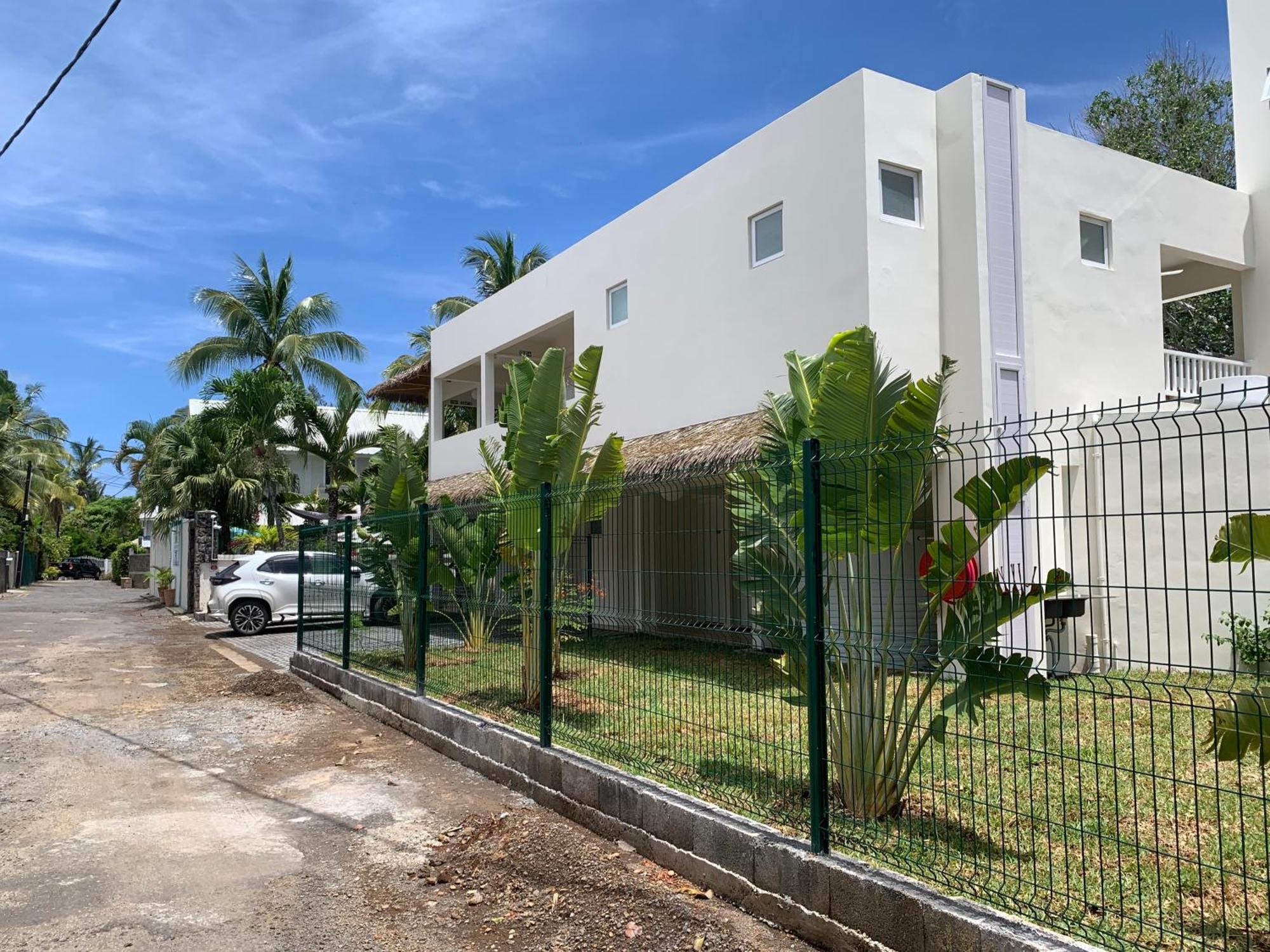 Le Clos Des Bains Mauritius Блу-Бэй Экстерьер фото